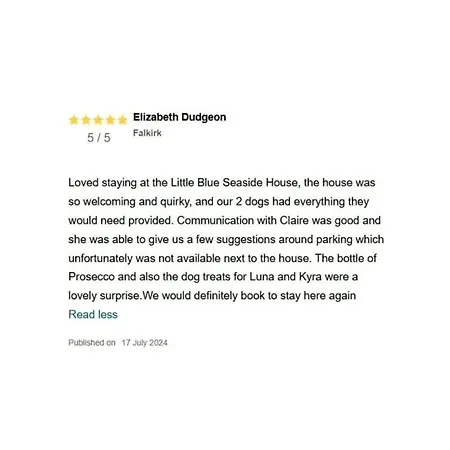 The Little Blue Seaside House Casa vacanze *